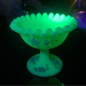Fenton compote uranium custard glass ruffled satin hand painted dish
